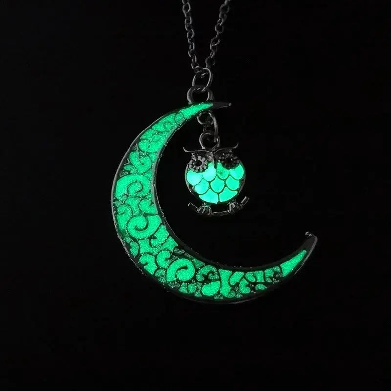 Moon Glowing Necklace - GLR SHOPPING