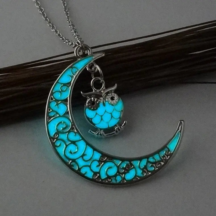 Moon Glowing Necklace - GLR SHOPPING