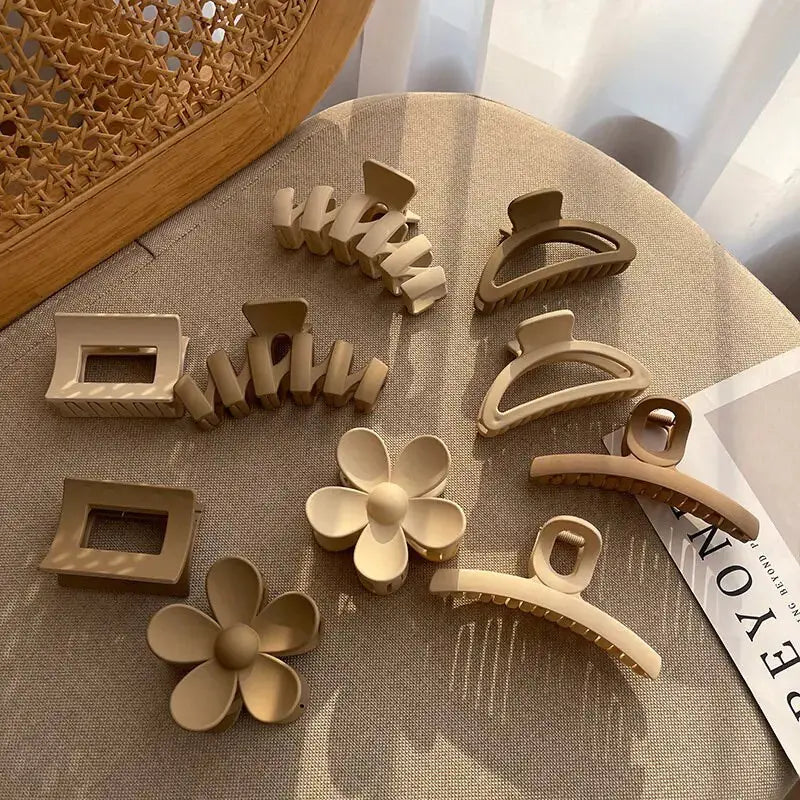 Geometric Flower Hair Clip Set GLR SHOPPING