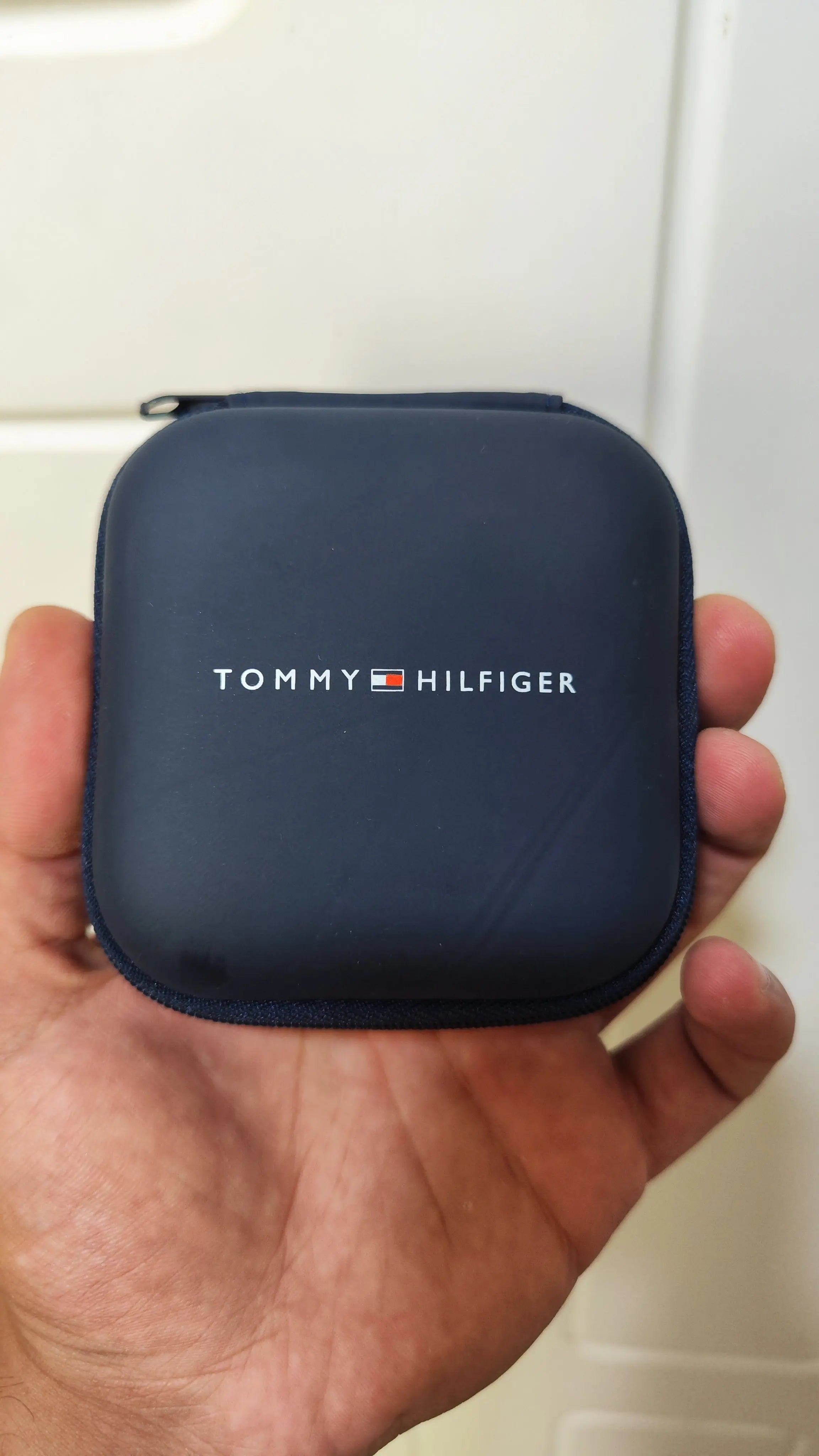 Tommy Hilfiger Bracelet - GLR SHOPPING