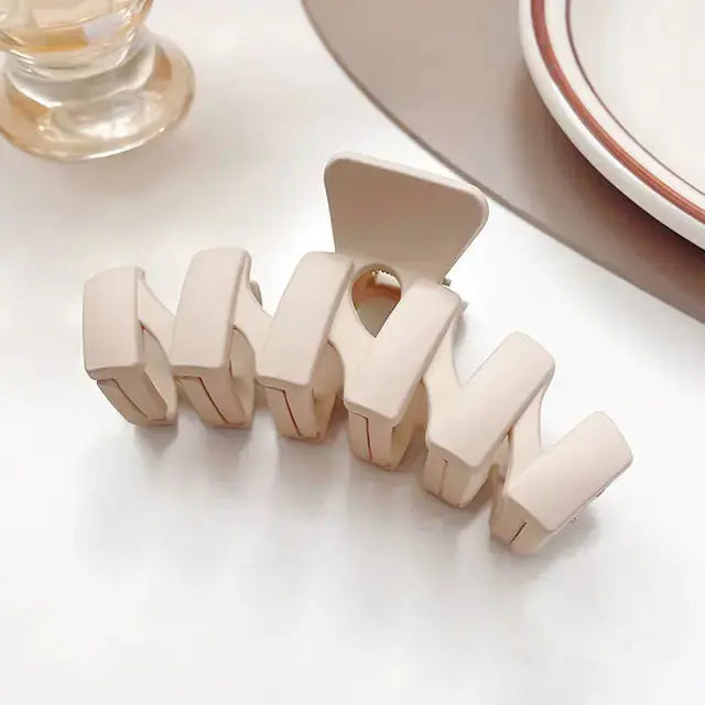 Geometric Flower Hair Clip Set GLR SHOPPING