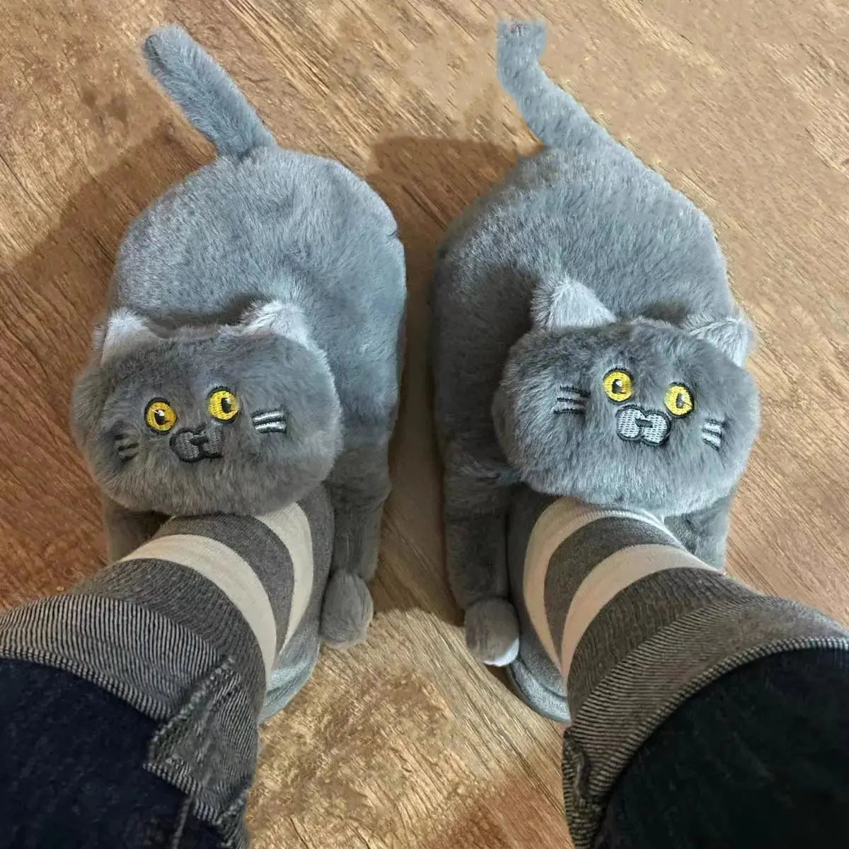 Cuddly Hug Cat Slippers GLR SHOPPING