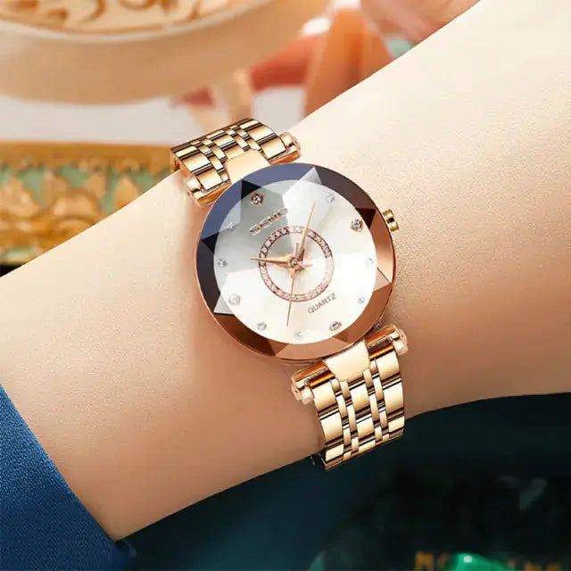 Quartz Watch - GLR SHOPPING