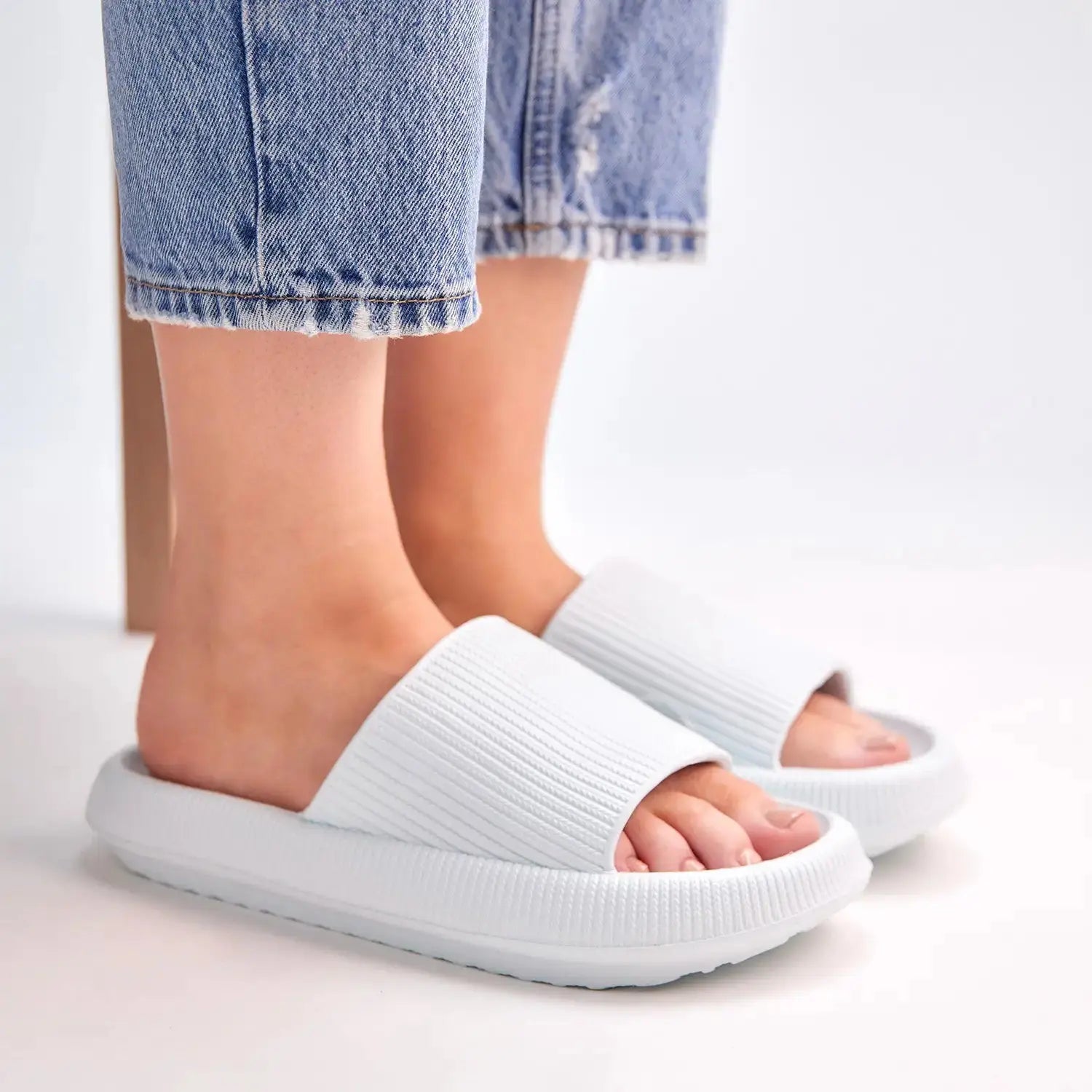 ComfortCloud Slides GLR SHOPPING