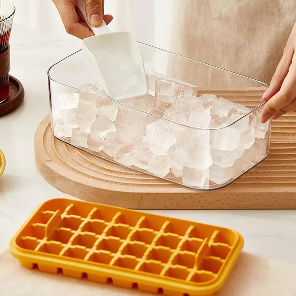 Ice Cube Maker With Storage Box GLR SHOPPING