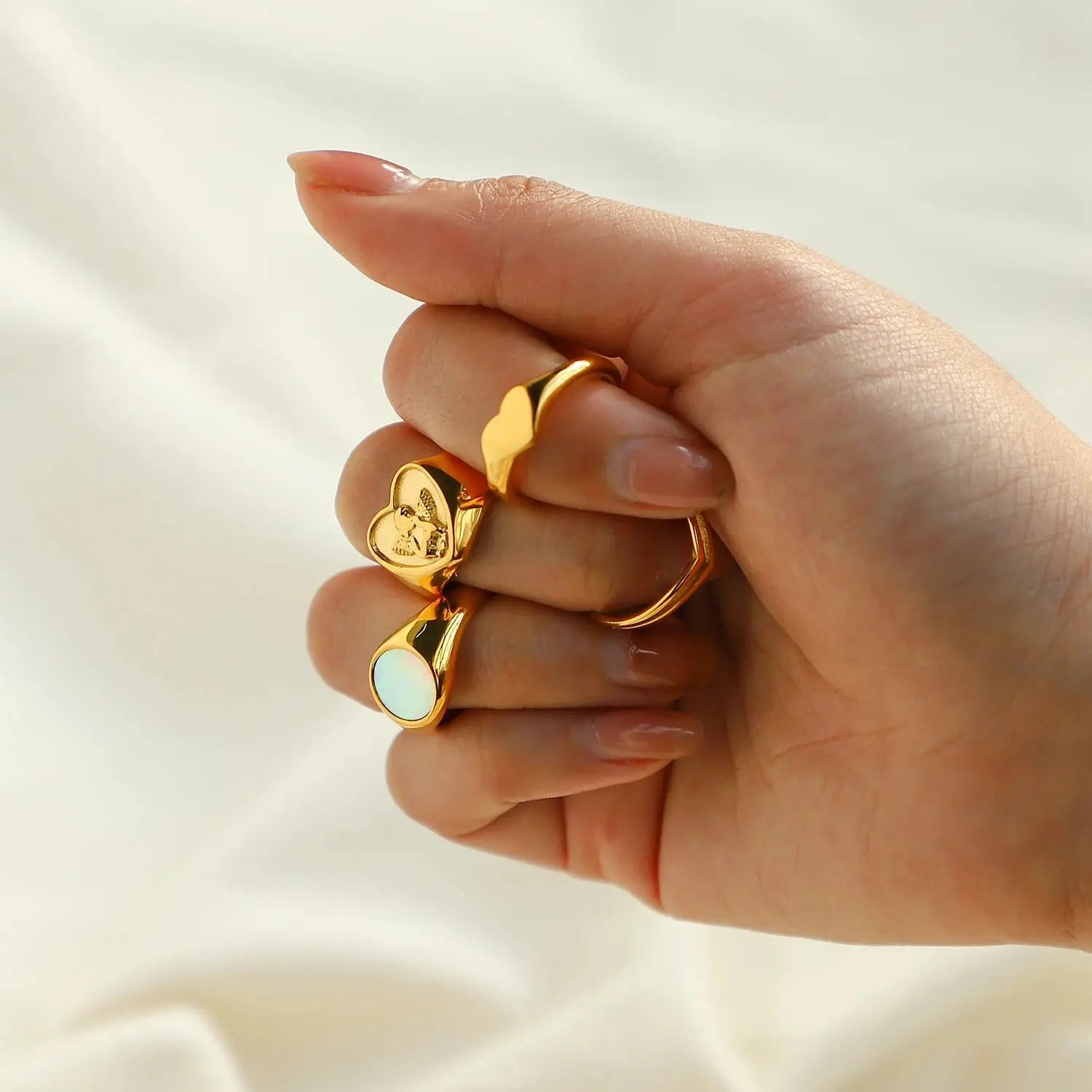 Heart-shaped Angel Rings for Women GLR SHOPPING