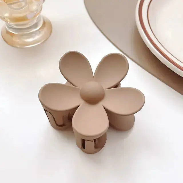 Geometric Flower Hair Clip Set GLR SHOPPING