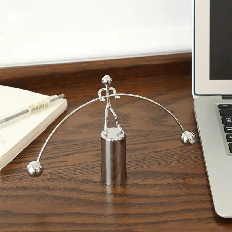 Newton Cradle Desk Toy GLR SHOPPING