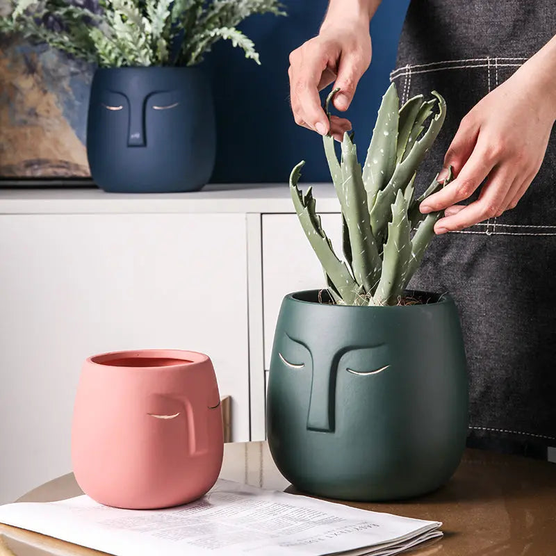 Ceramic Face Living Room Vase - GLR SHOPPING