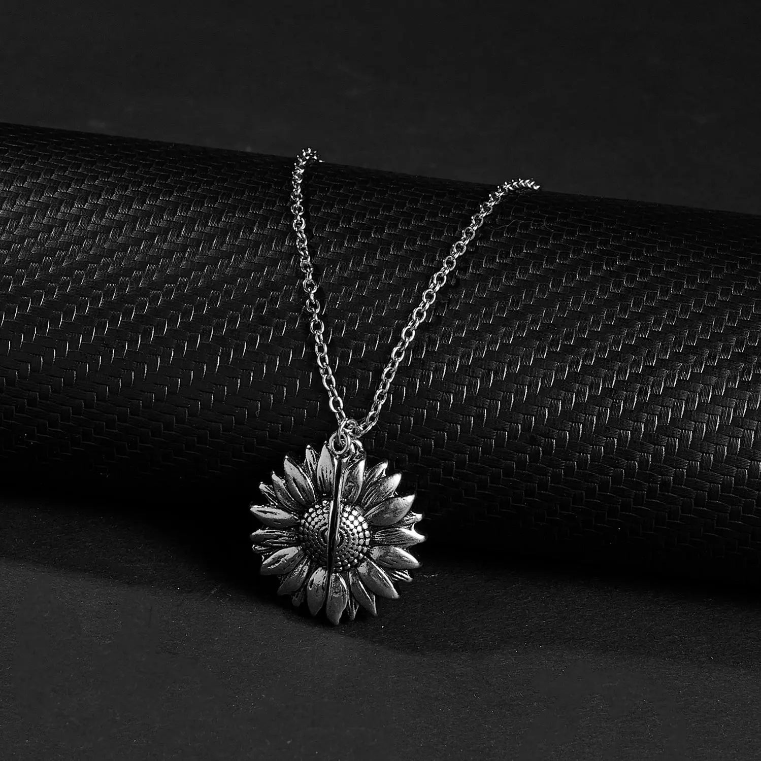 Sunflower Pendant Necklace - GLR SHOPPING